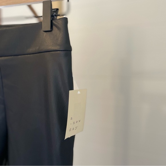 A New Day Faux Leather High Waisted Leggings Black S - Picture 2 of 6